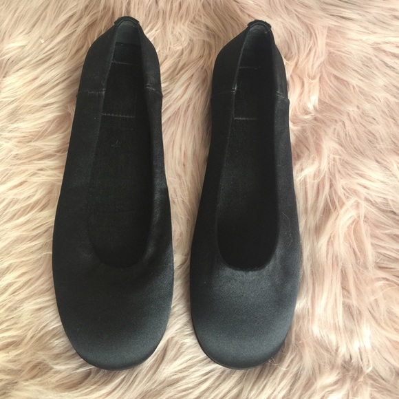 Alima Shoes - BOGO FREE Italian ballet flats never worn